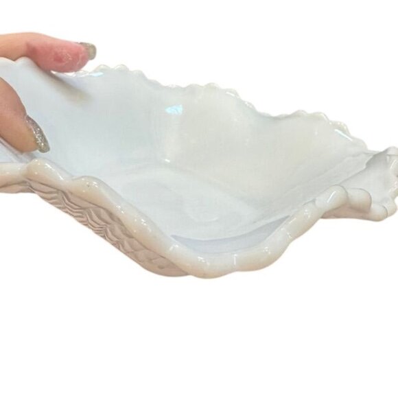 Vintage Milk Glass Diamond Patterned Scalloped Square Trinket Dish - Picture 7 of 7